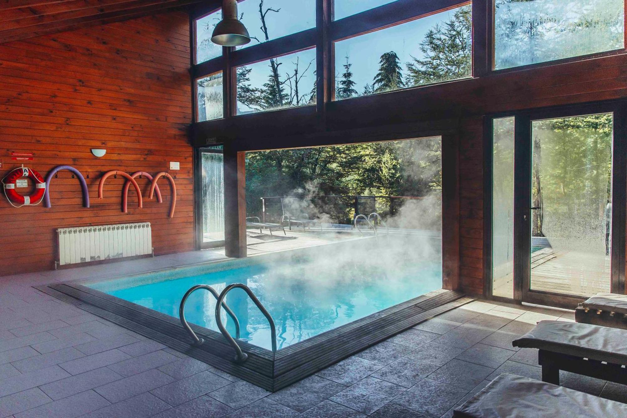 Aparthotel Arbolar, Casas De Montana- Piscina Climatizada à Villa La Angostura Extérieur photo